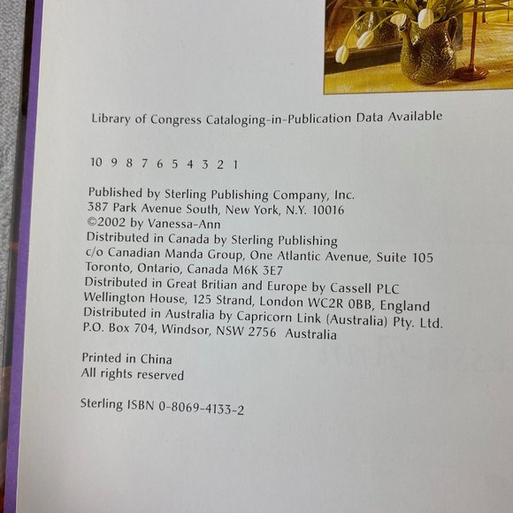 Decorating Magic: 500 Clever Tricks with 50 Easy-To-Find Items - Hardcover Book - Picture 9 of 13